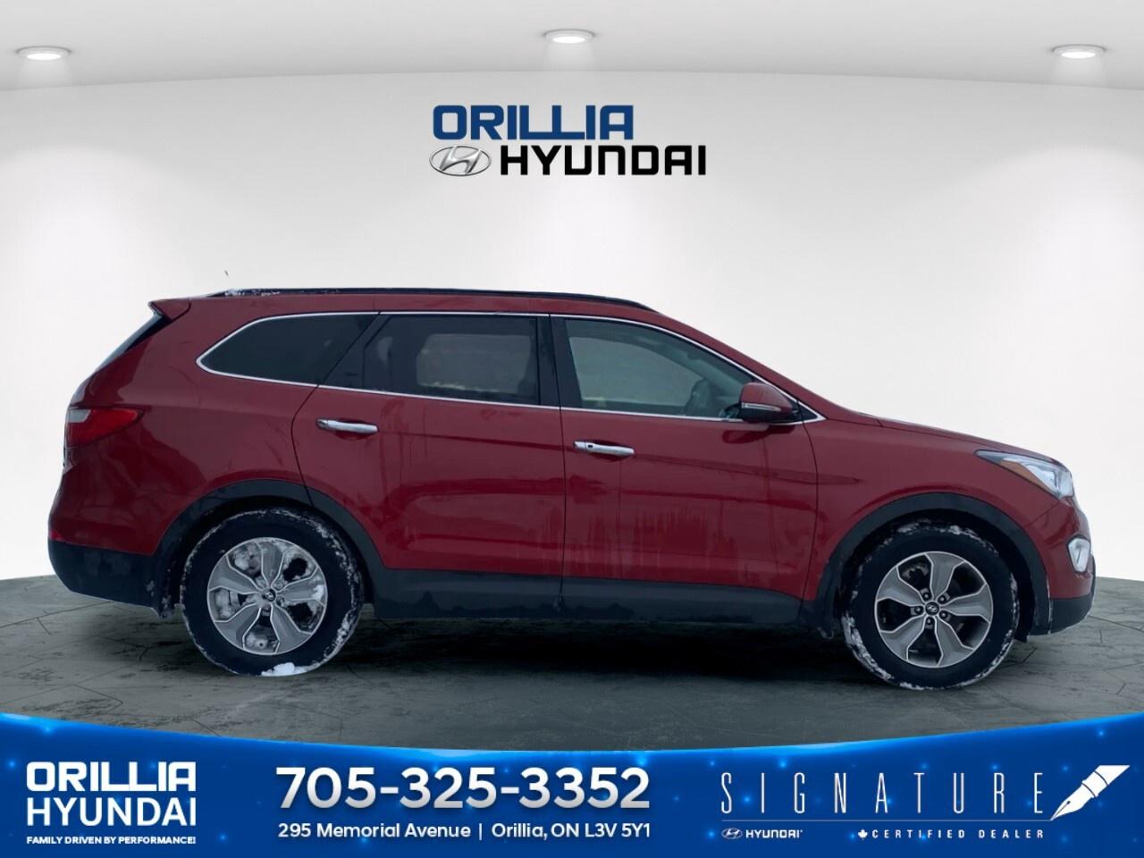 2015 Hyundai Santa Fe XL AWD 4dr 3.3L Auto Luxury Photo