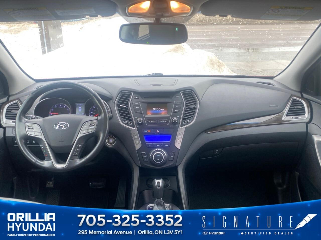 2015 Hyundai Santa Fe XL AWD 4dr 3.3L Auto Luxury Photo