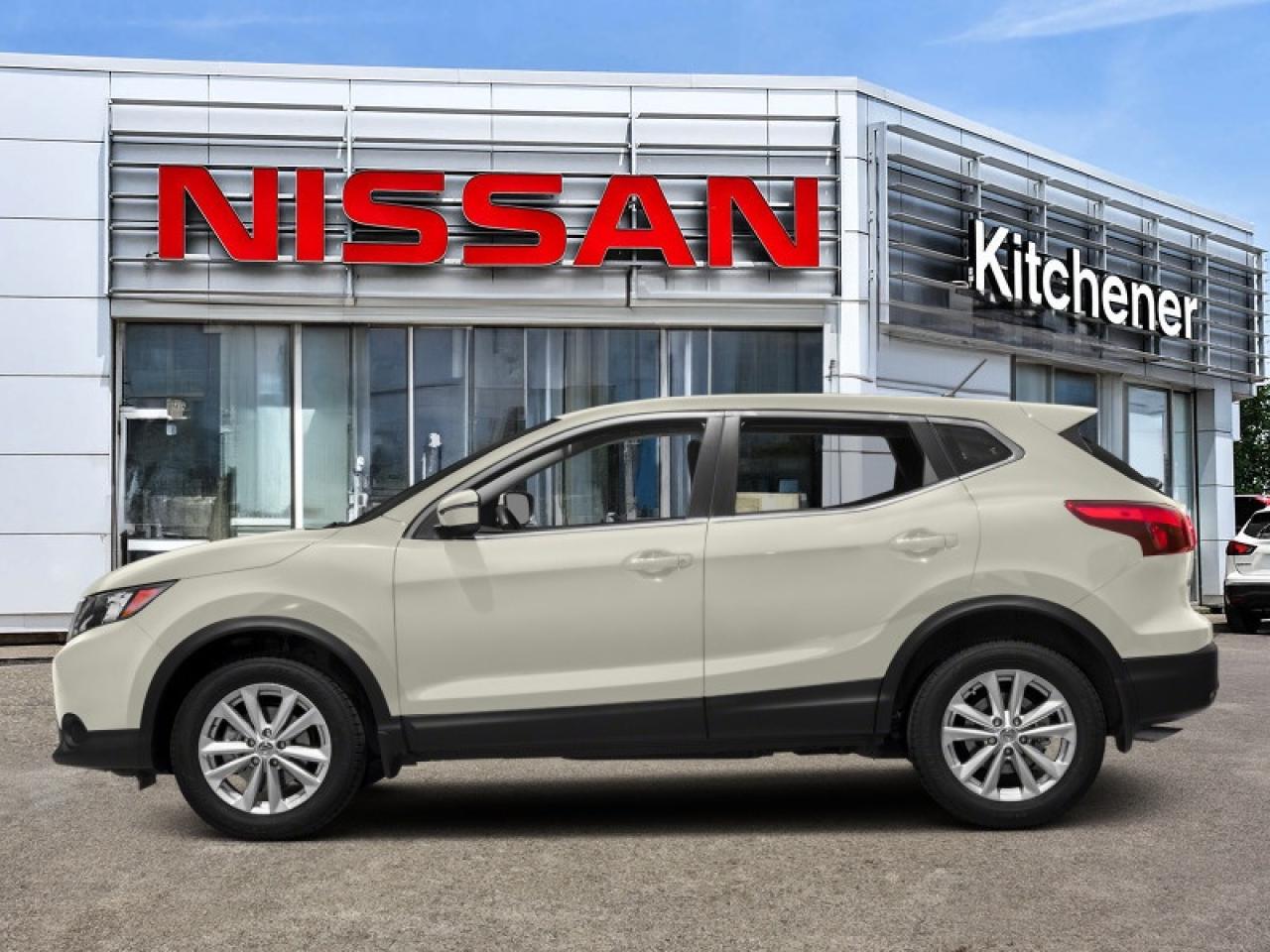 2017 Nissan Qashqai S   *AS-IS*   Manual   Bluetooth Photo0