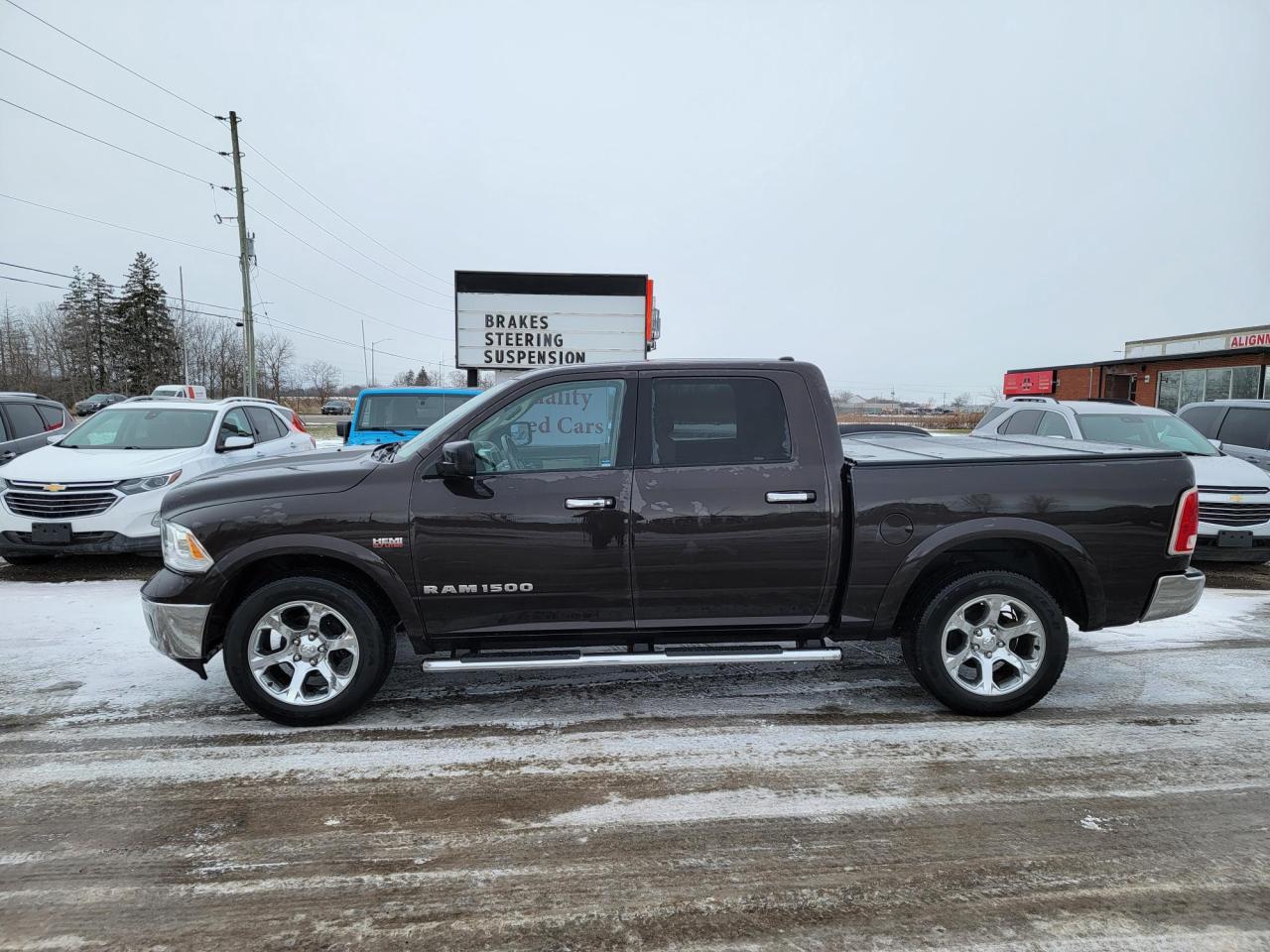 2017 RAM 1500 4WD Crew Cab Laramie Photo0