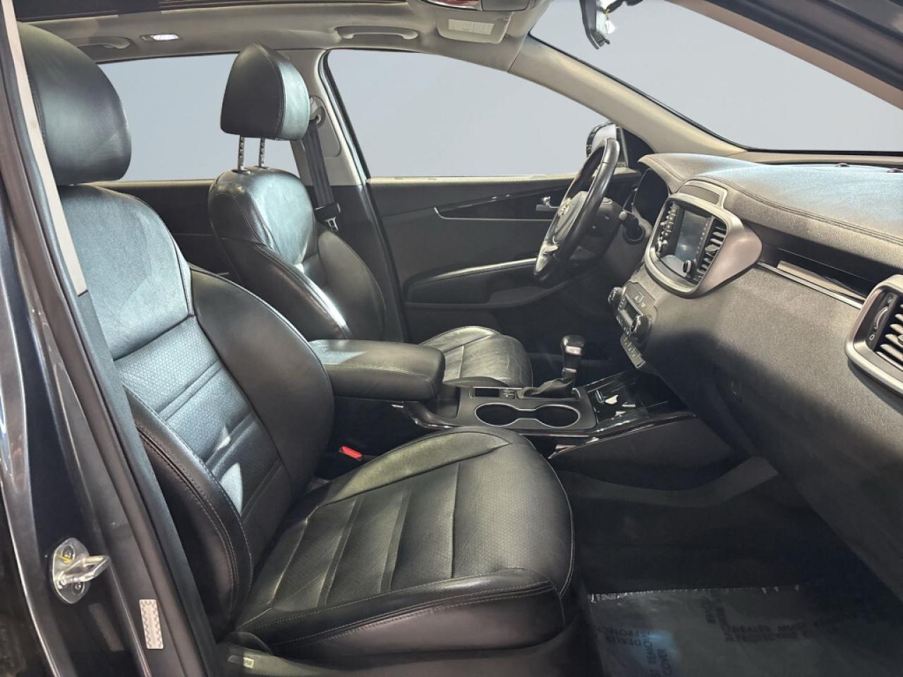 2020 Kia Sorento EX AWD/ 7 Seater/Leather/Sunroof/NAVI/Drive Assist Photo