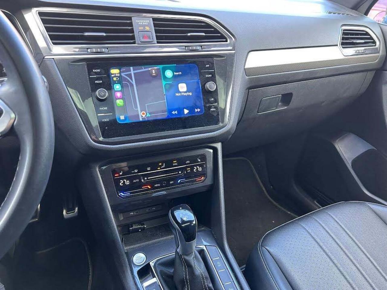 2023 Volkswagen Tiguan R-Line Black Edition 4MOTION/Leather/Sunroof/NAVI/ Photo