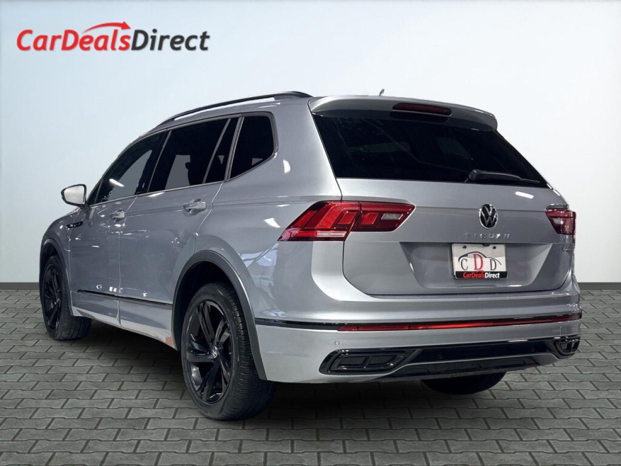 2023 Volkswagen Tiguan R-Line Black Edition 4MOTION/Leather/Sunroof/NAVI/ Photo