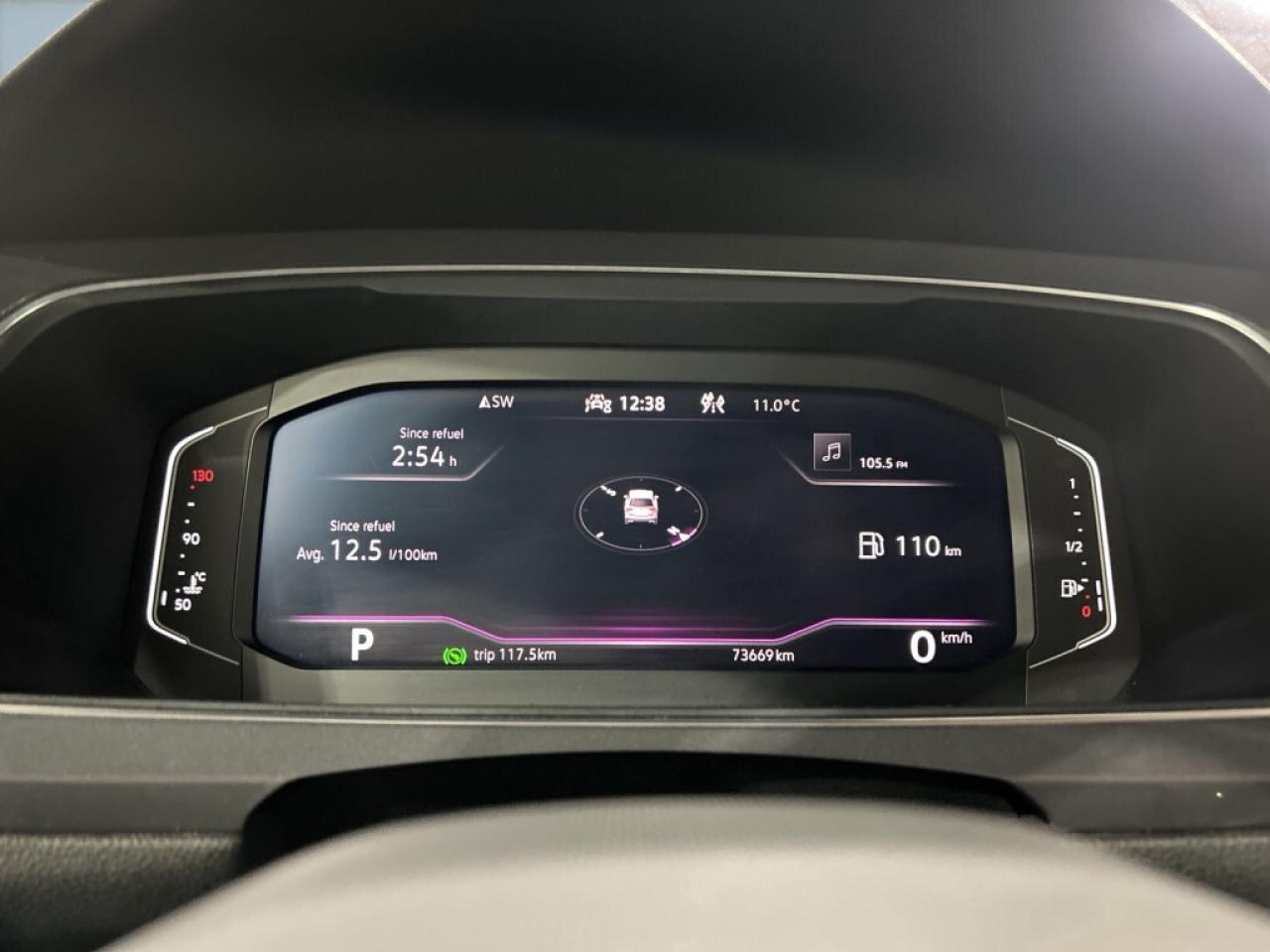 2023 Volkswagen Tiguan R-Line Black Edition 4MOTION/Leather/Sunroof/NAVI/ Photo