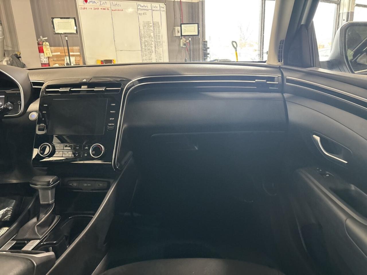 2022 Hyundai Tucson Preferred AWD/Lane Assist/ Blind Spot Assist/Remot Photo