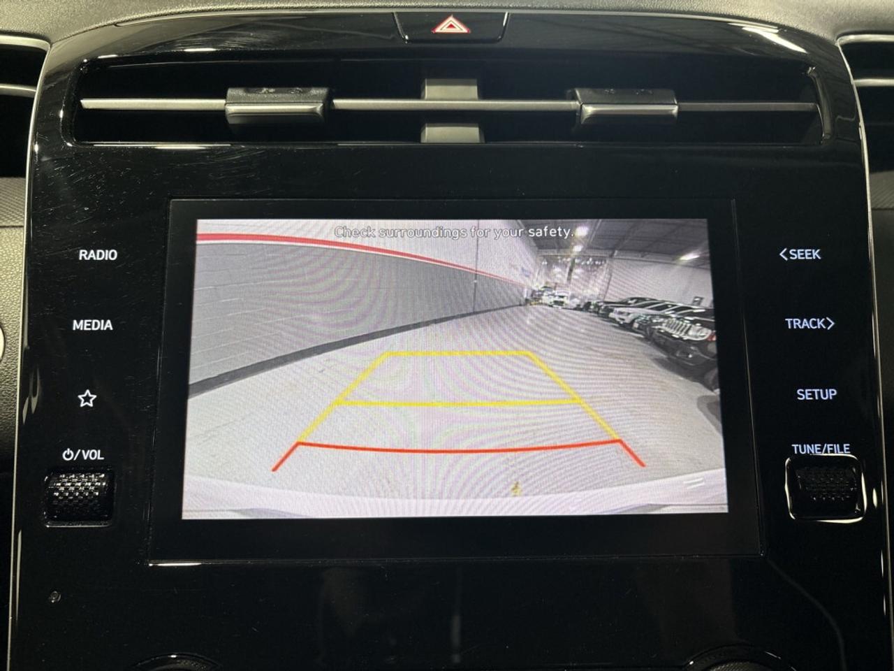 2022 Hyundai Tucson Preferred AWD / Lane Assist / Blind Spot Monitorin Photo