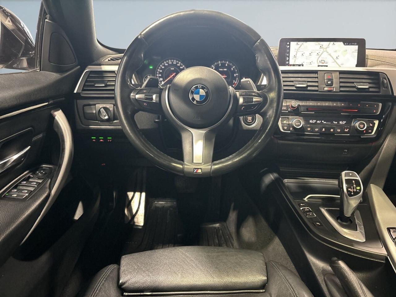 2019 BMW 440i xDrive xDrive M Sport Pkg / NAV / Sunroof / Leather / Bac Photo