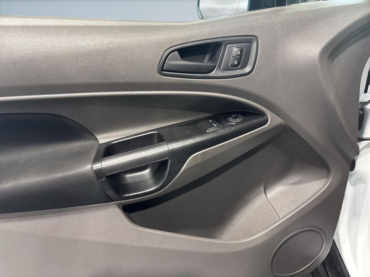 2020 Ford Transit Connect XL Cargo Van LWB / NAV / Back-Up Camera / Clean Ca Photo