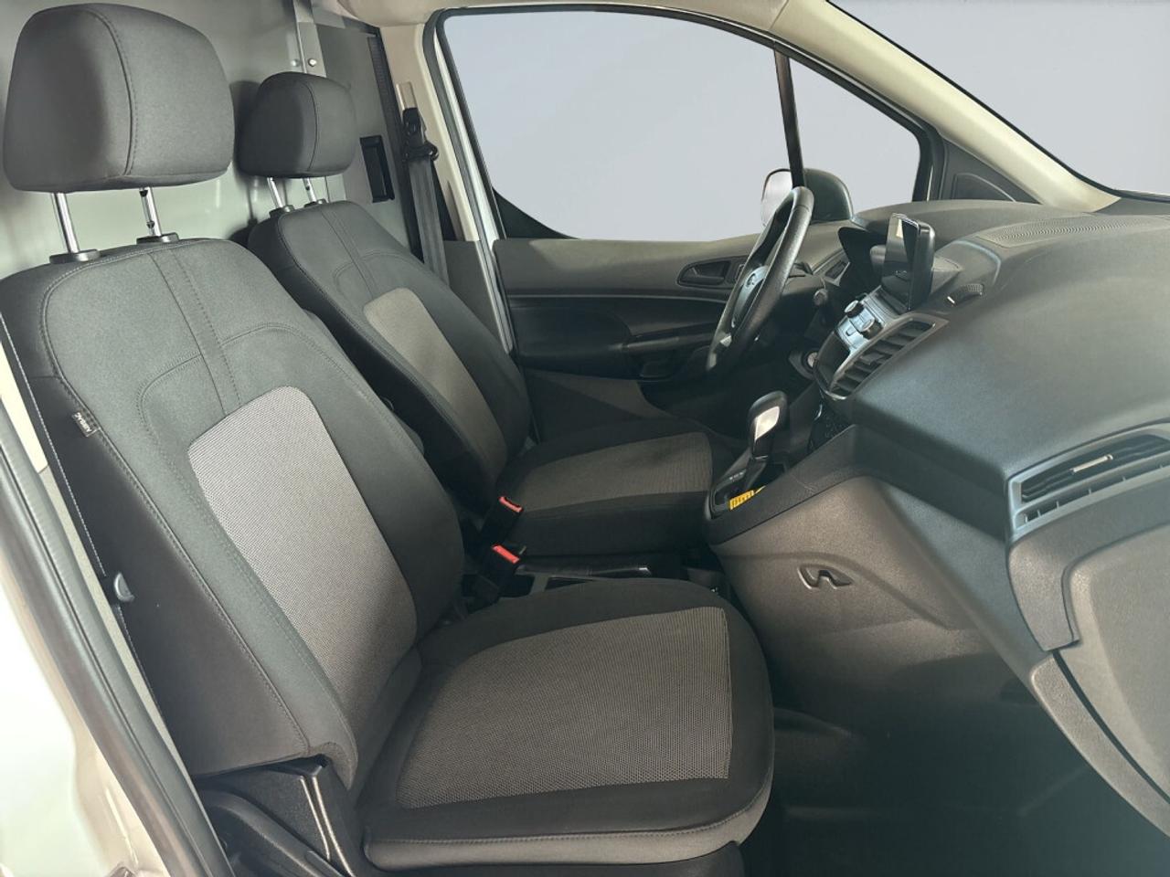 2020 Ford Transit Connect XL Cargo Van LWB / NAV / Back-Up Camera / Clean Ca Photo