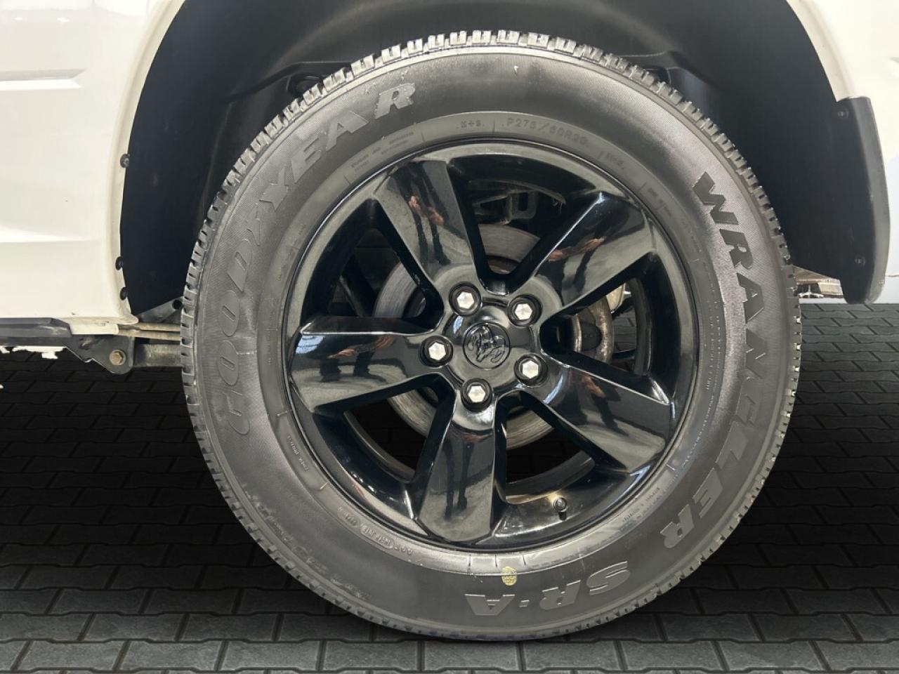 2023 RAM 1500 Classic SLT 4x4 /Express Appearance Pkg/Big Screen/NAVI/Ca Photo