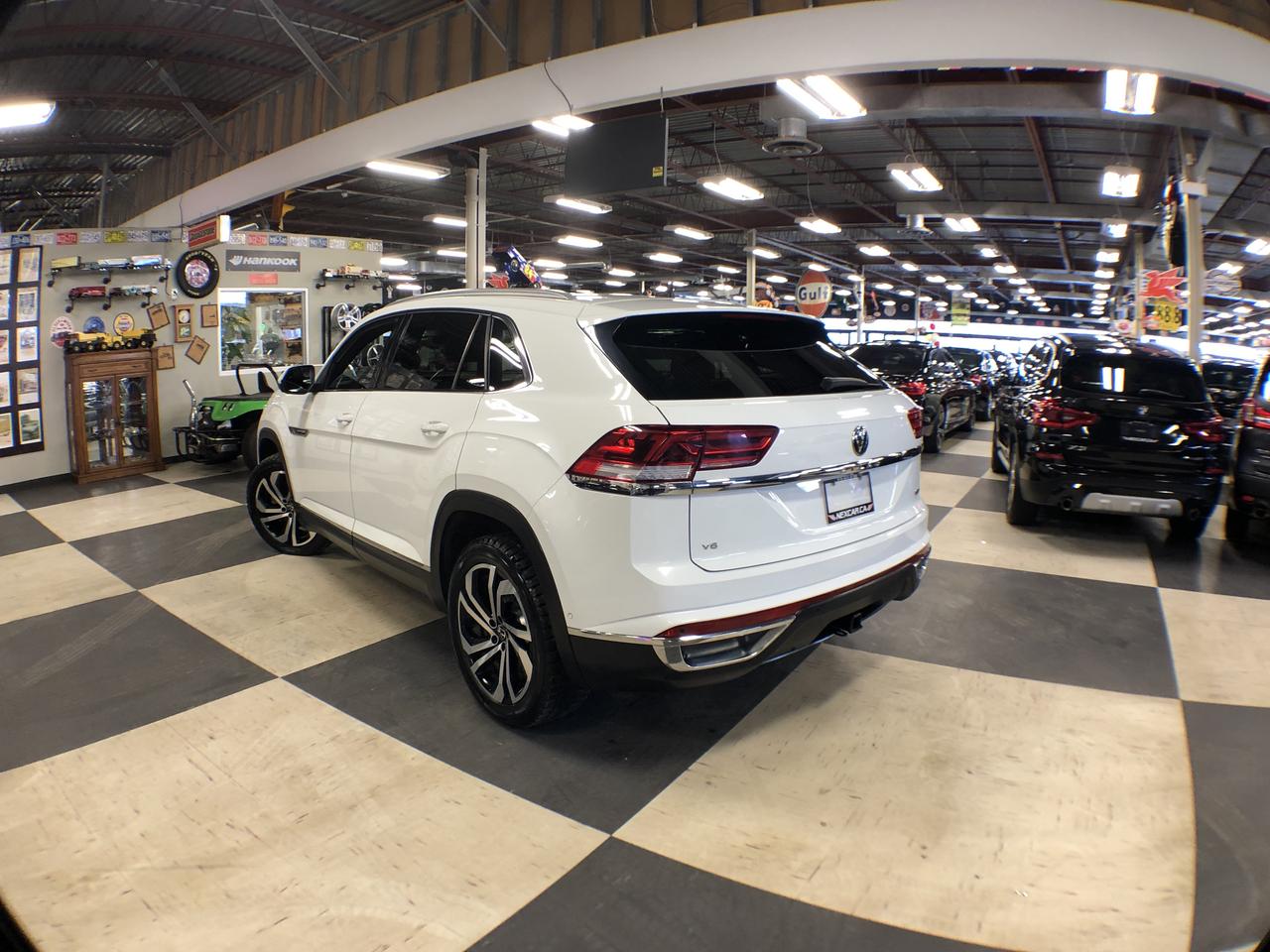 2021 Volkswagen Atlas CROSS SPORT EXECLINE AWD LEATHER PAN/ROOF NAV CAME Photo4