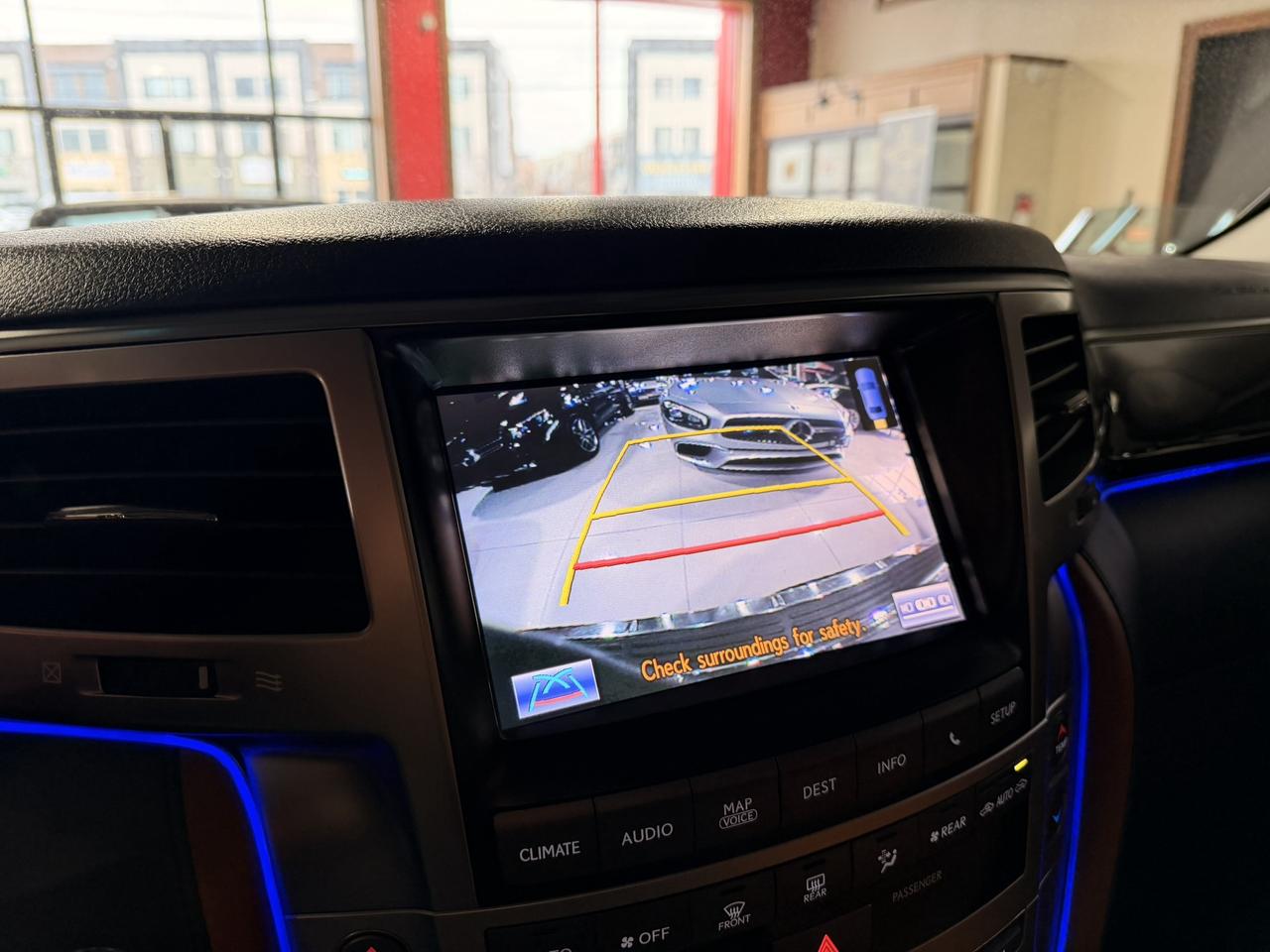 2013 Lexus LX 570 4WD 4dr Photo