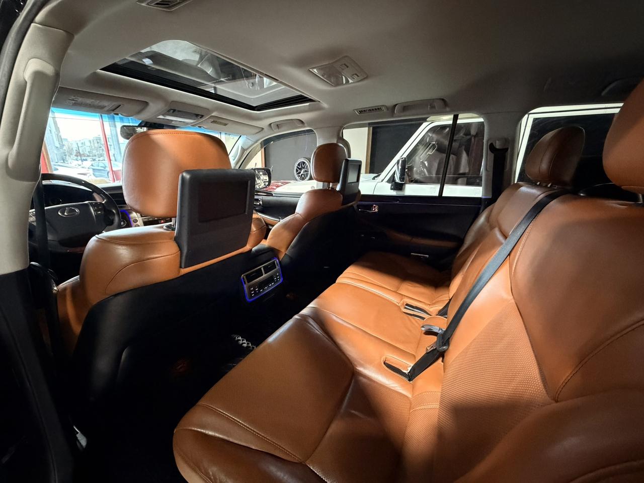 2013 Lexus LX 570 4WD 4dr Photo