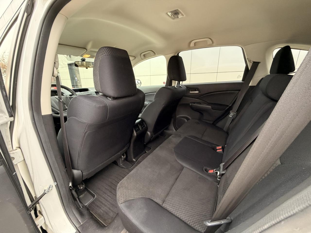 2015 Honda CR-V 2WD 5dr LX Photo