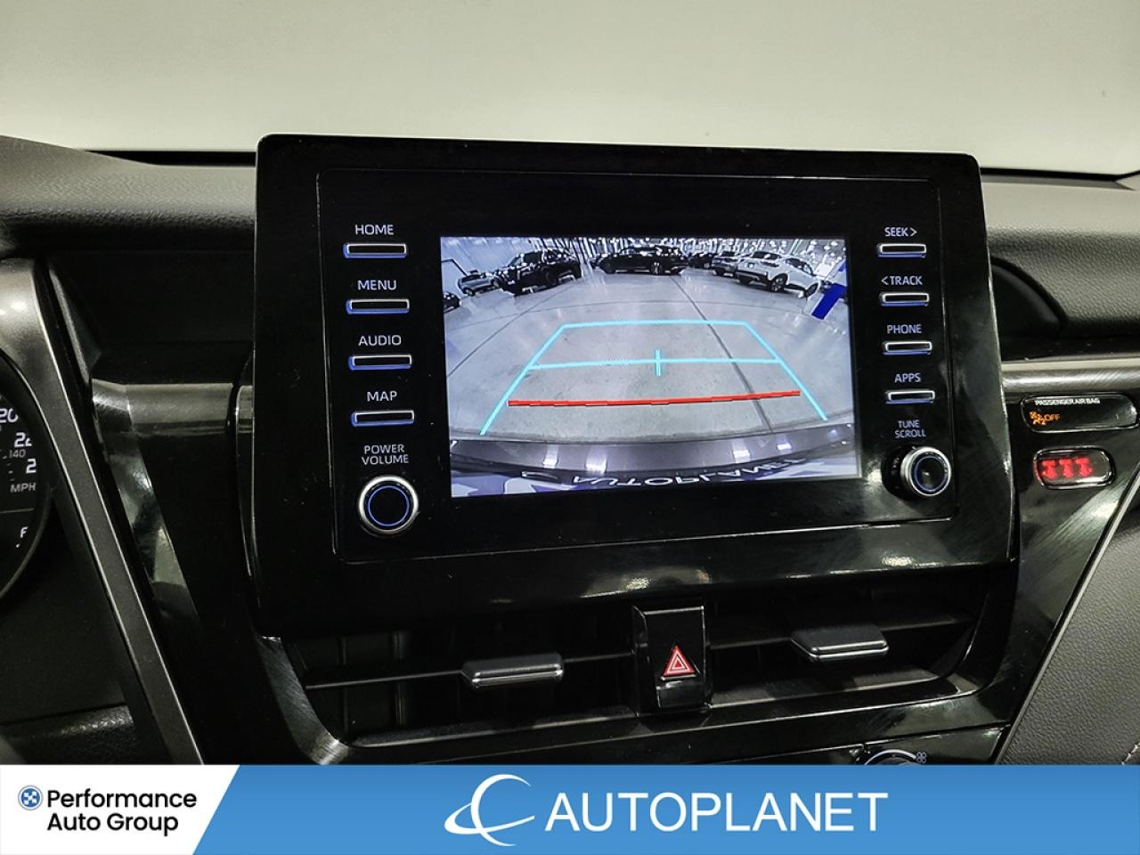 2024 Toyota Camry SE - FINANCE @$87/WK OR LEASE @$108/WK Photo