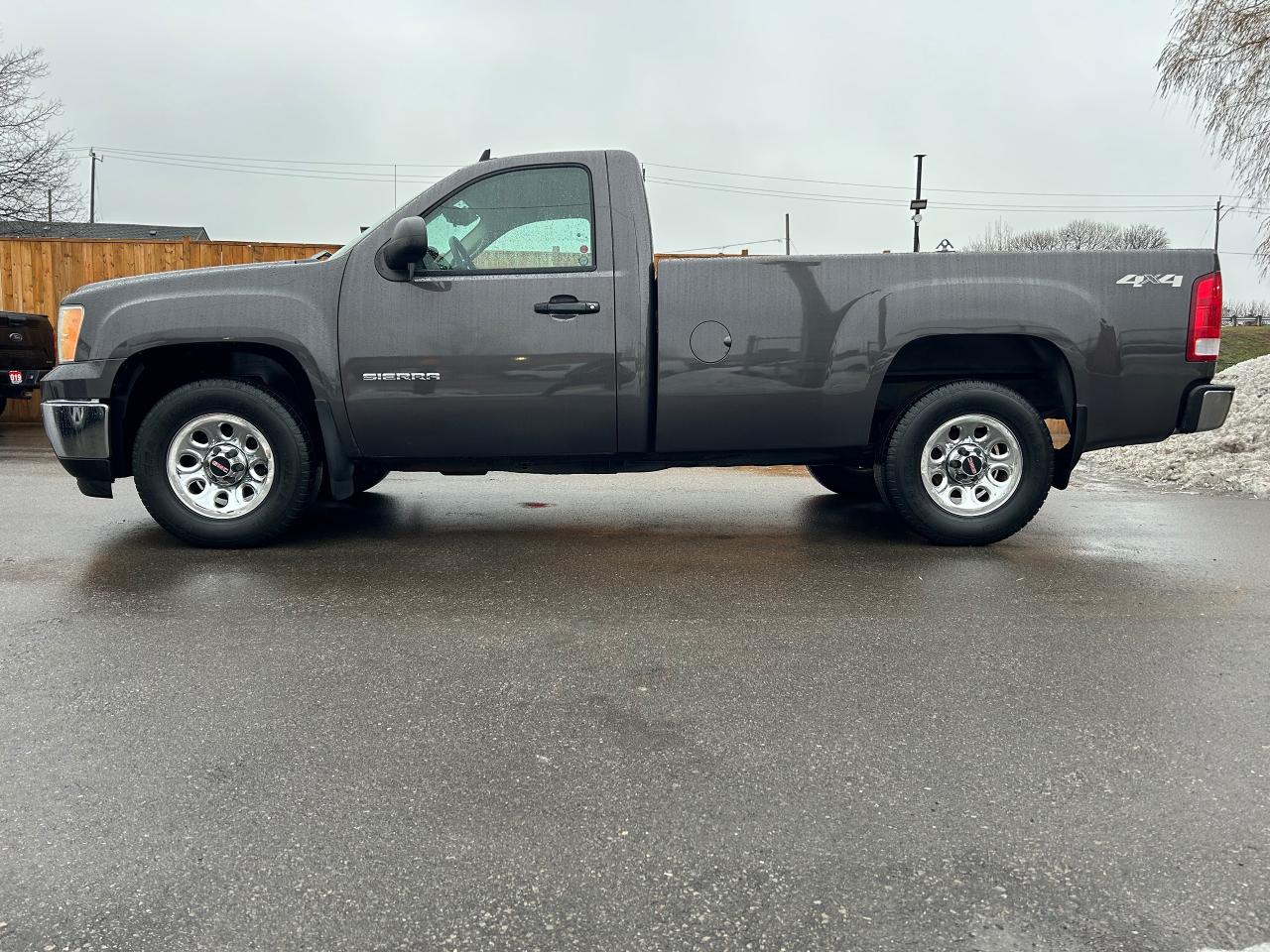 2010 GMC Sierra 1500 WT Photo