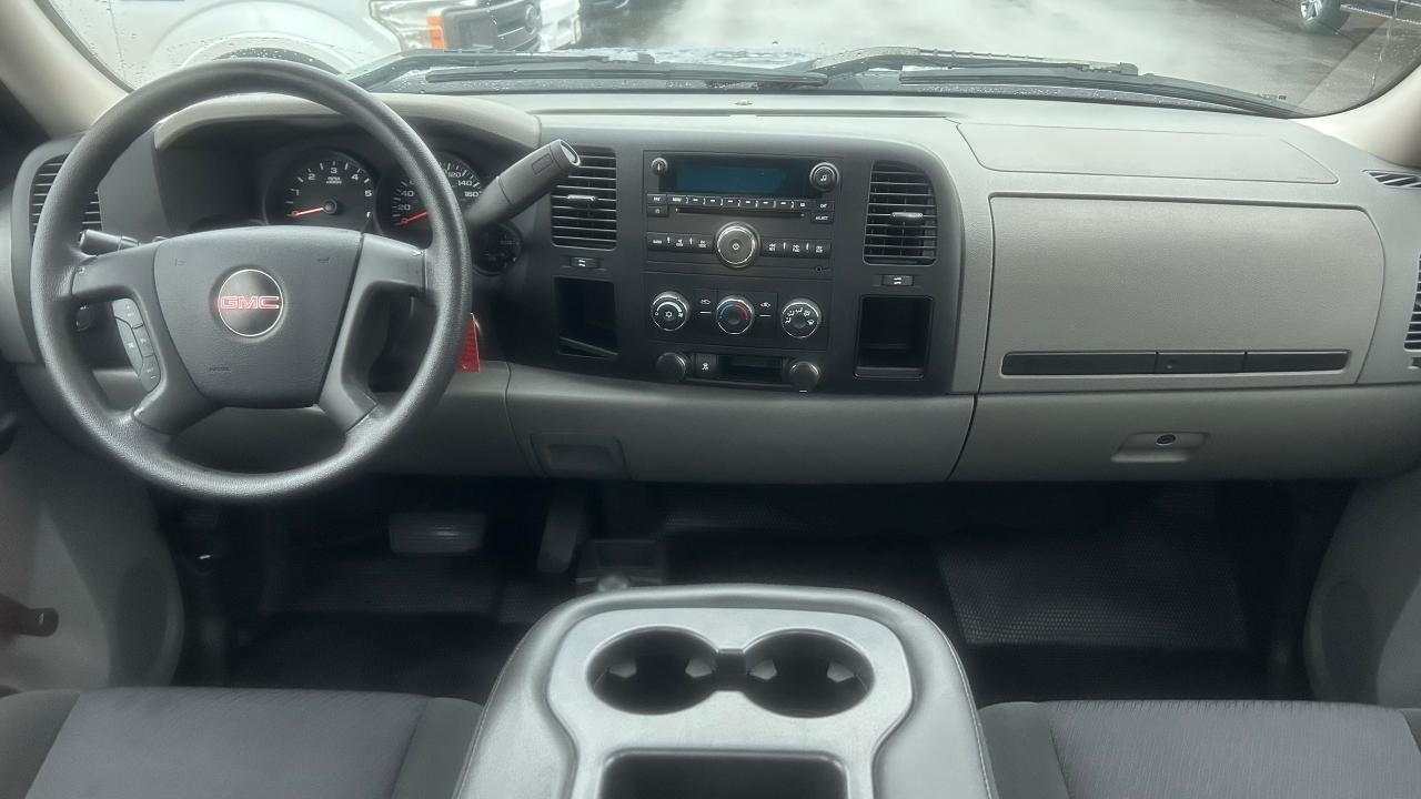 2010 GMC Sierra 1500 WT Photo