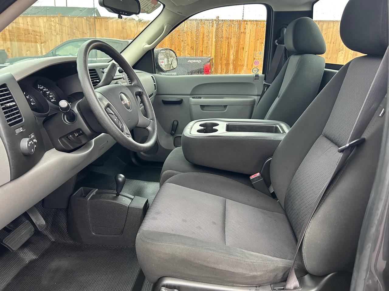 2010 GMC Sierra 1500 WT Photo