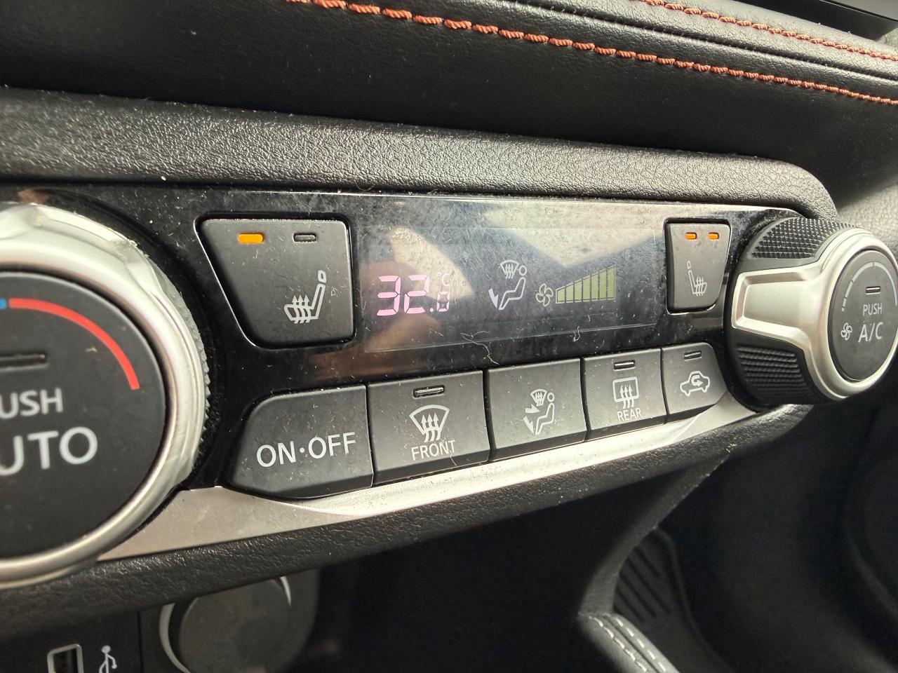 2020 Nissan Kicks SR Leather! AutoStart! Heated Seats! Photo