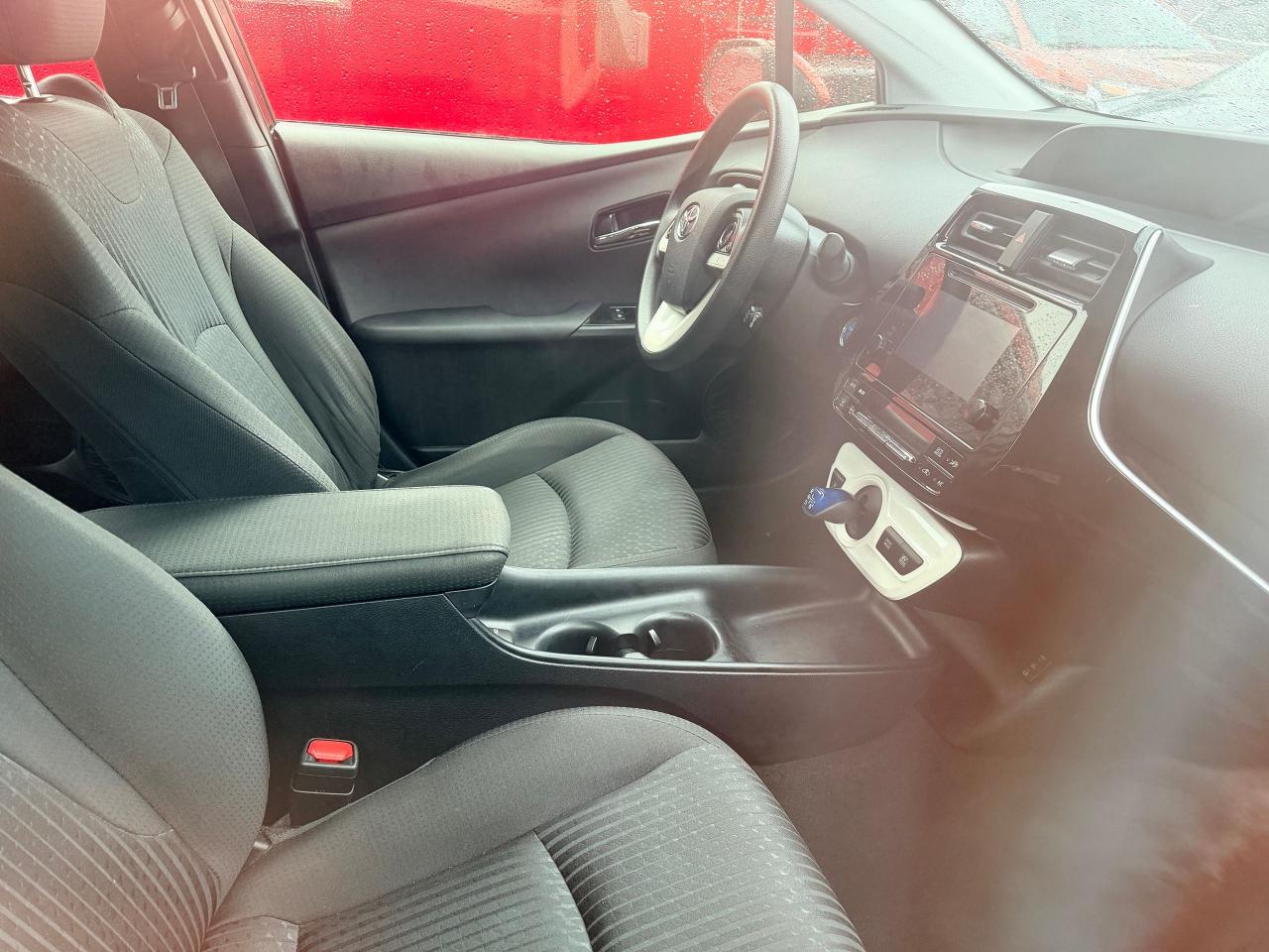 2016 Toyota Prius  Photo