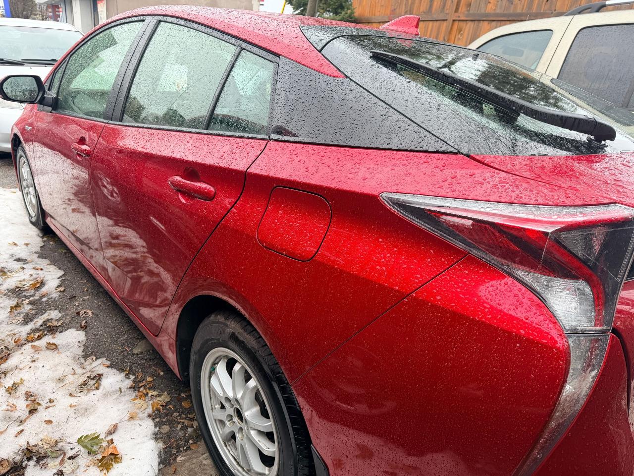 2016 Toyota Prius  Photo