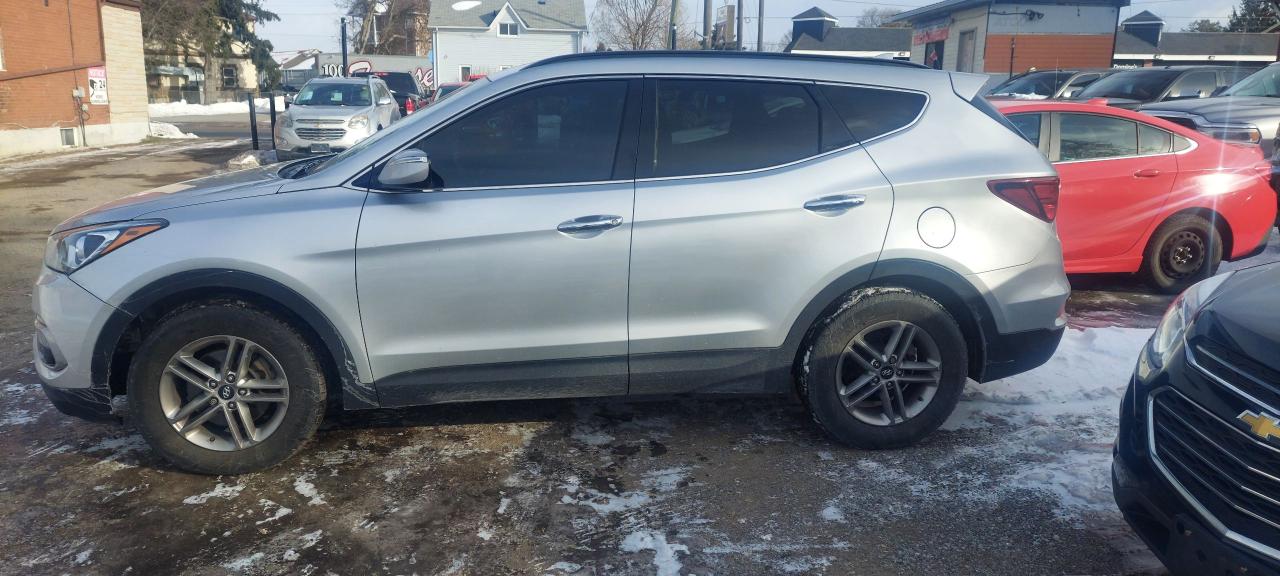2018 Hyundai Santa Fe Sport 2.4L Premium AWD Photo