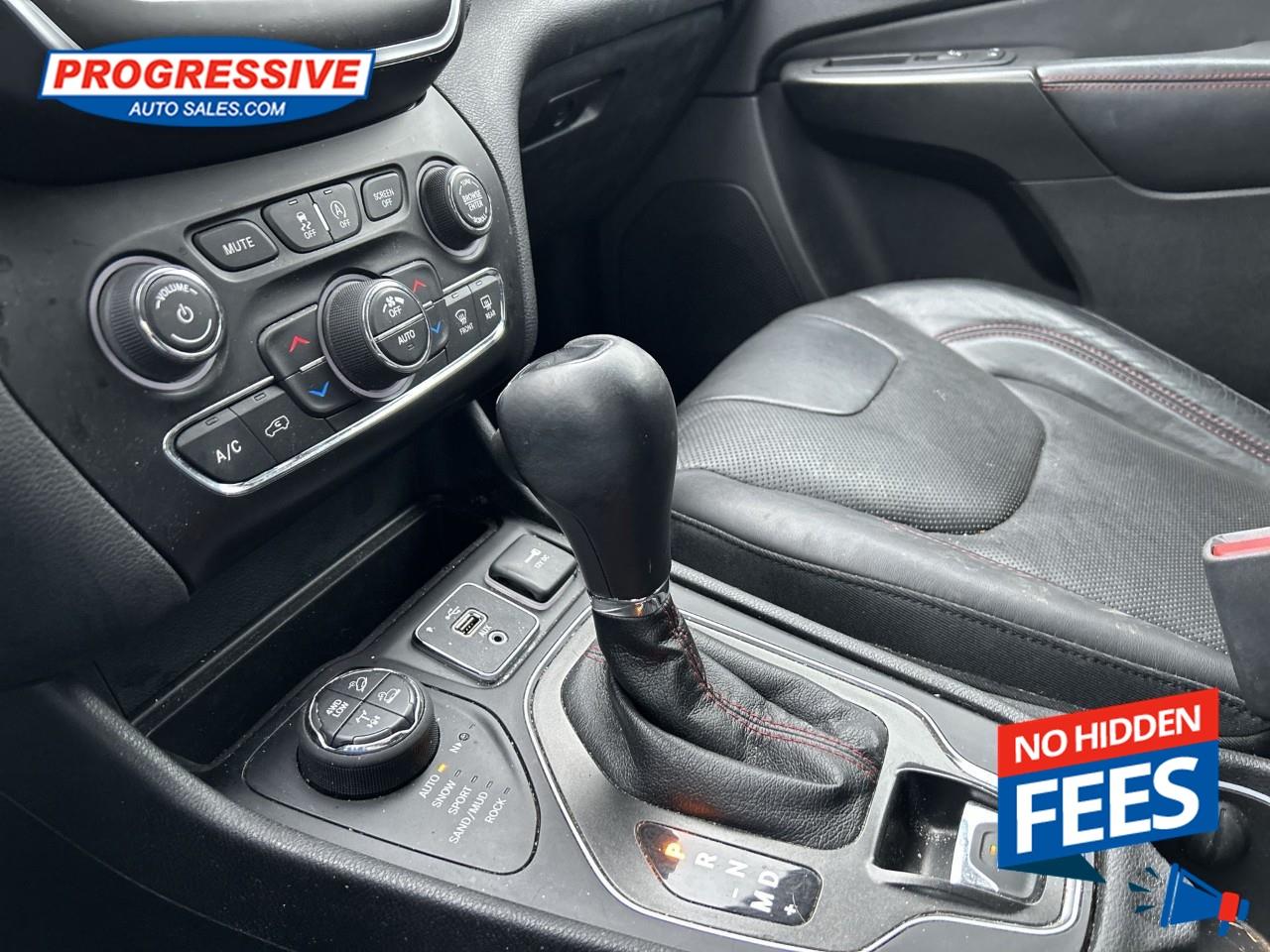 2019 Jeep Cherokee Trailhawk Photo