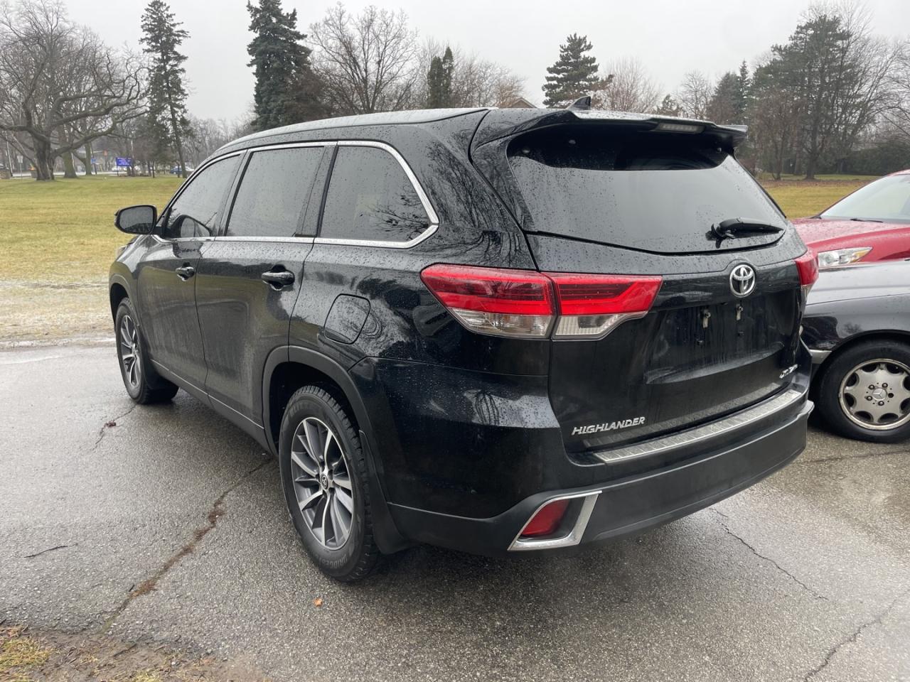 2019 Toyota Highlander XLE AWD *Nav/Sunroof Photo3