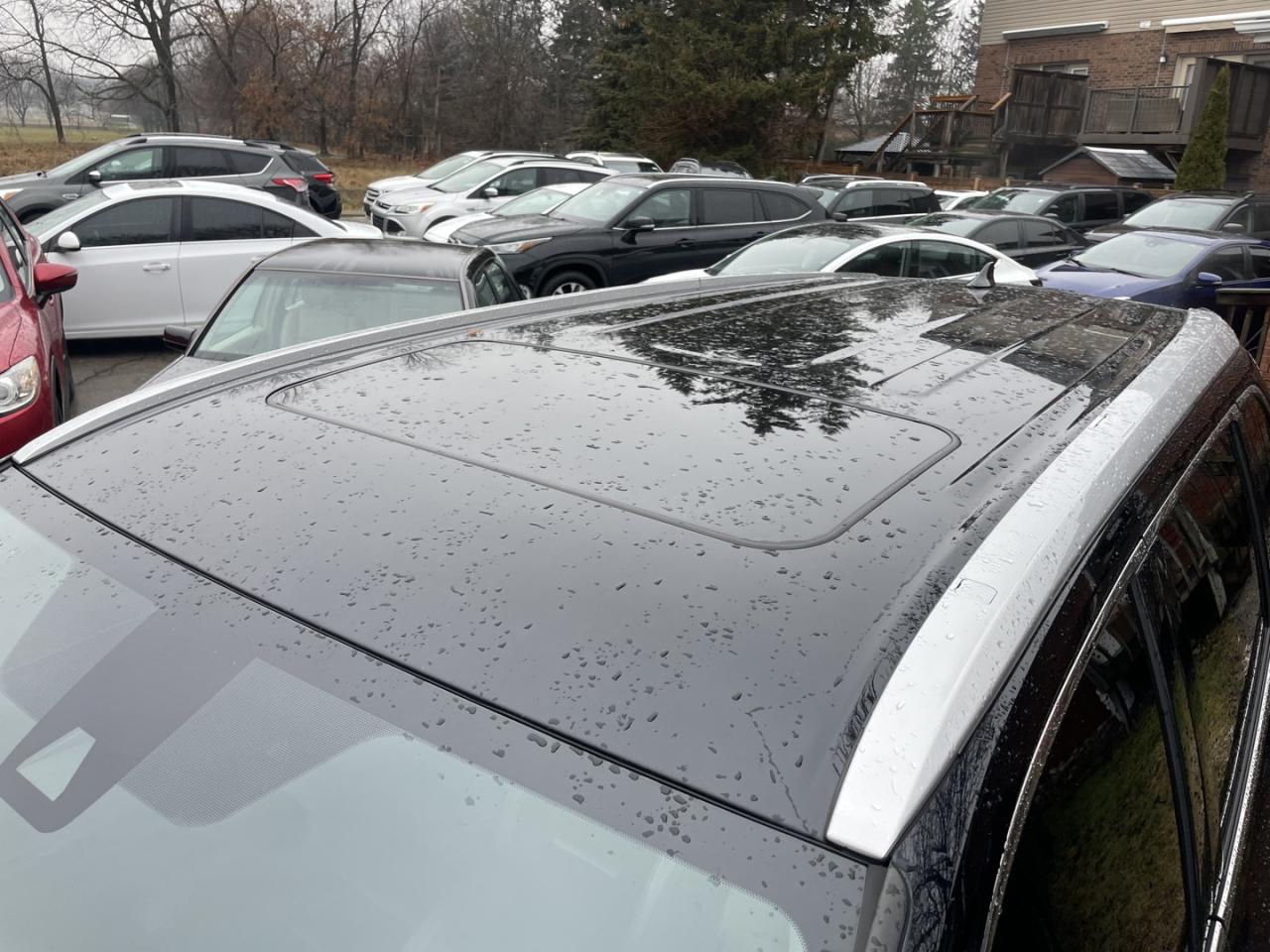 2019 Toyota Highlander XLE AWD *Nav/Sunroof Photo