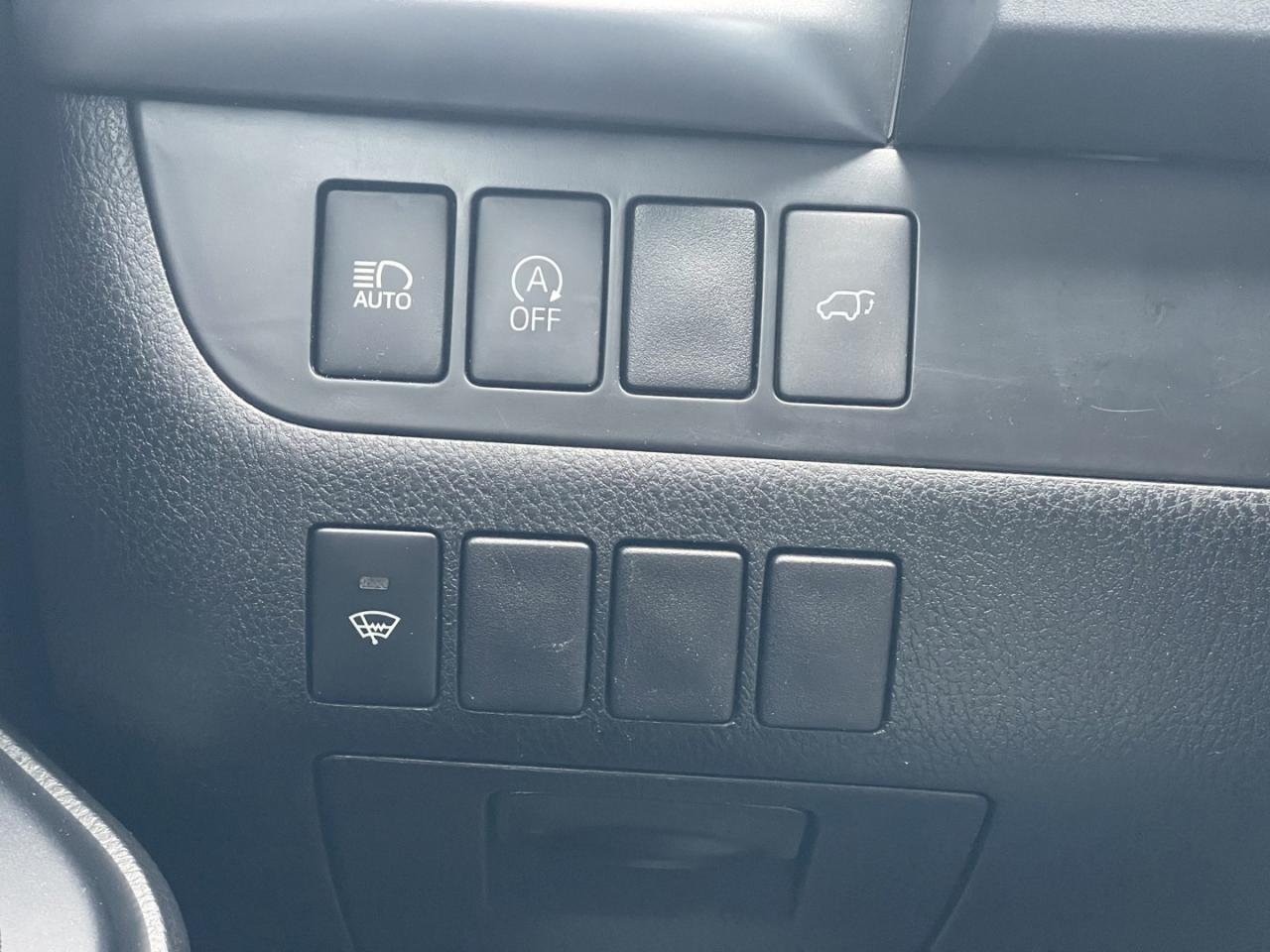 2019 Toyota Highlander XLE AWD *Nav/Sunroof Photo