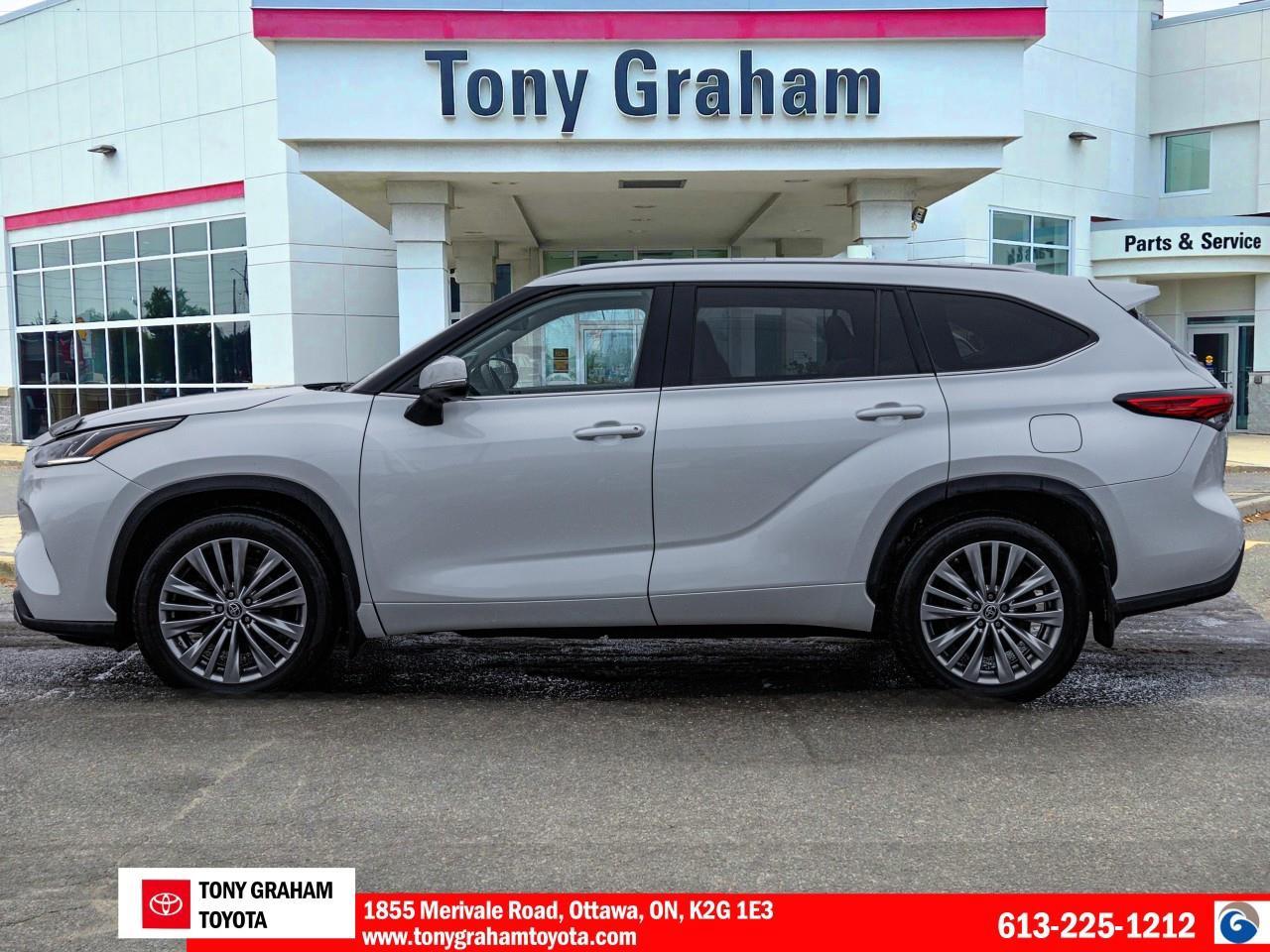 2023 Toyota Highlander LIMITED  Photo