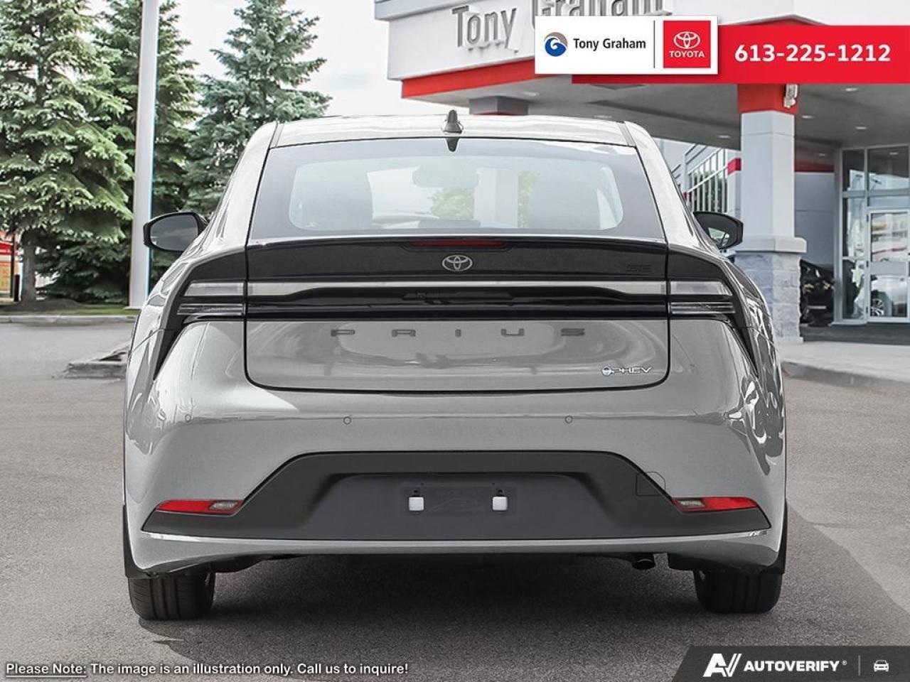 2026 Toyota Prius Plug-In Hybrid SE Photo