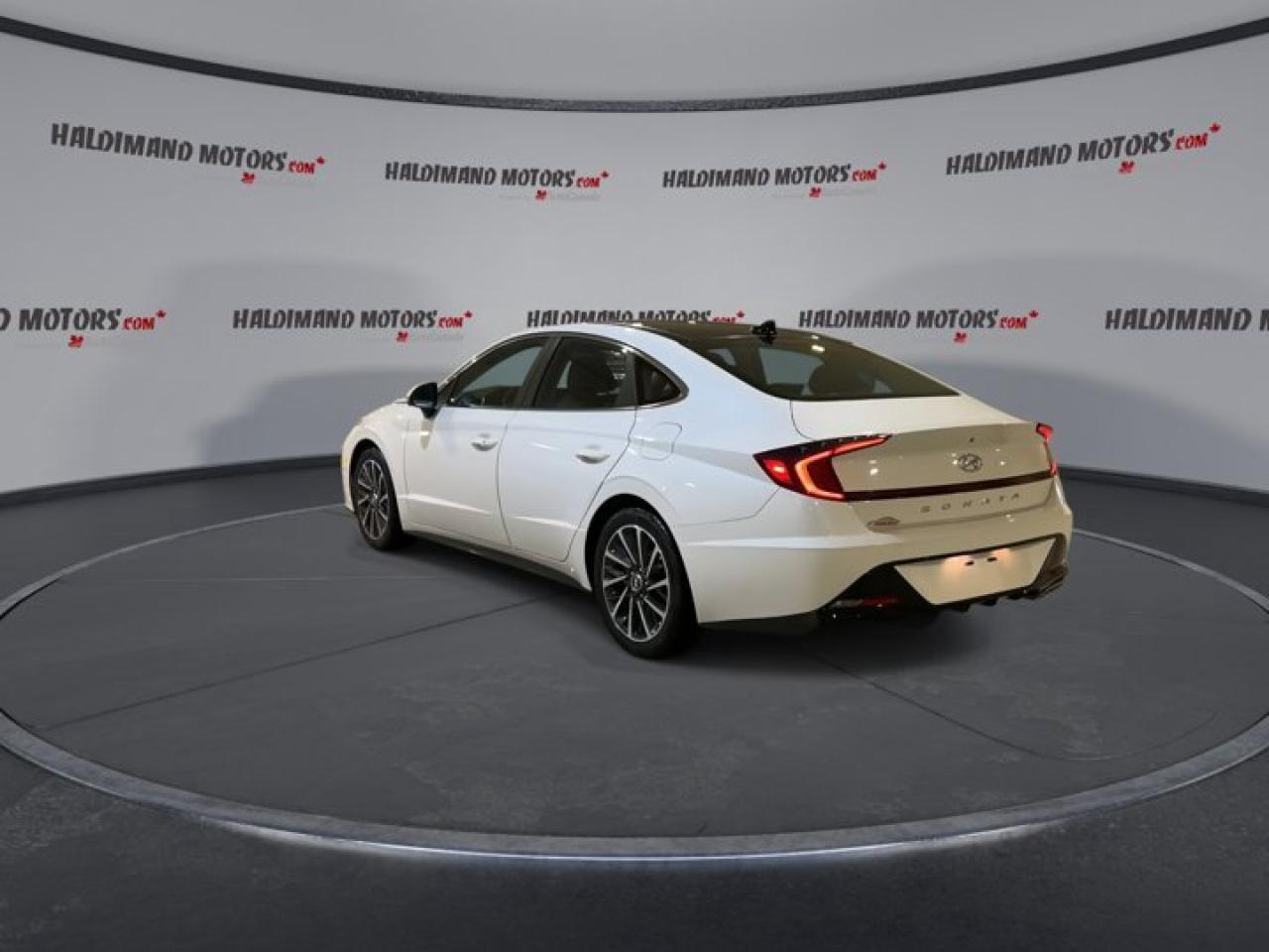 2021 Hyundai Sonata Luxury | 360 Camera | Remote Start | Panoramic Roof Photo