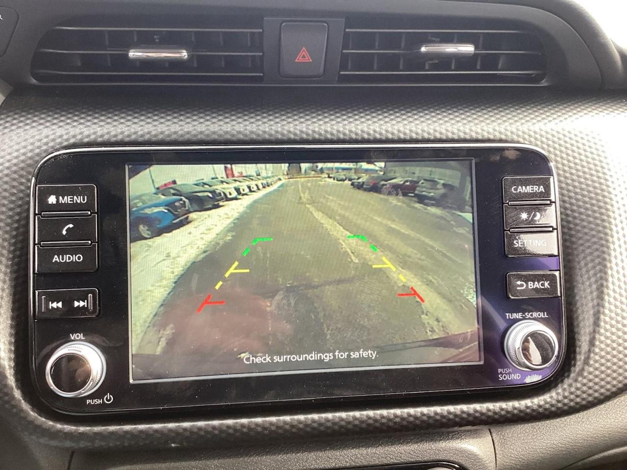 2025 Nissan Kicks Play SV Photo