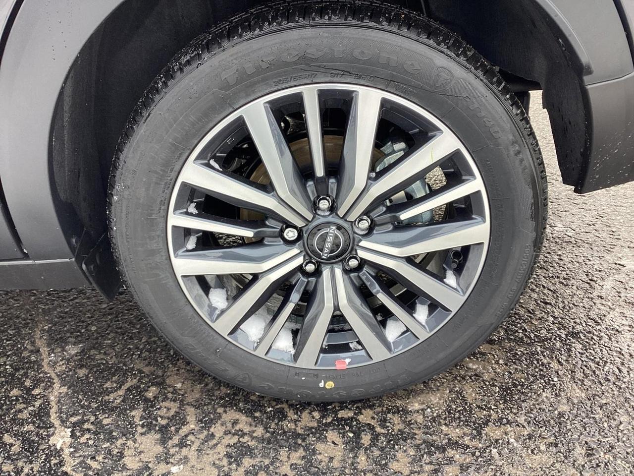 2025 Nissan Kicks Play SV Photo