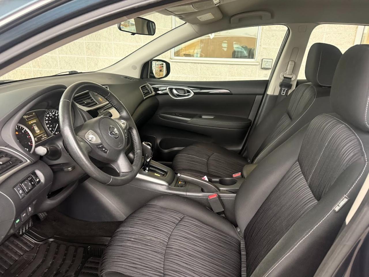 2018 Nissan Sentra 1.8 SV Photo