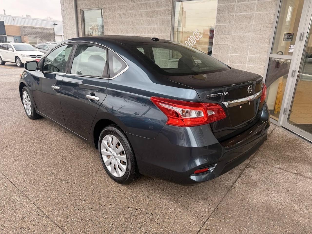 2018 Nissan Sentra 1.8 SV Fuel Efficient! Photo