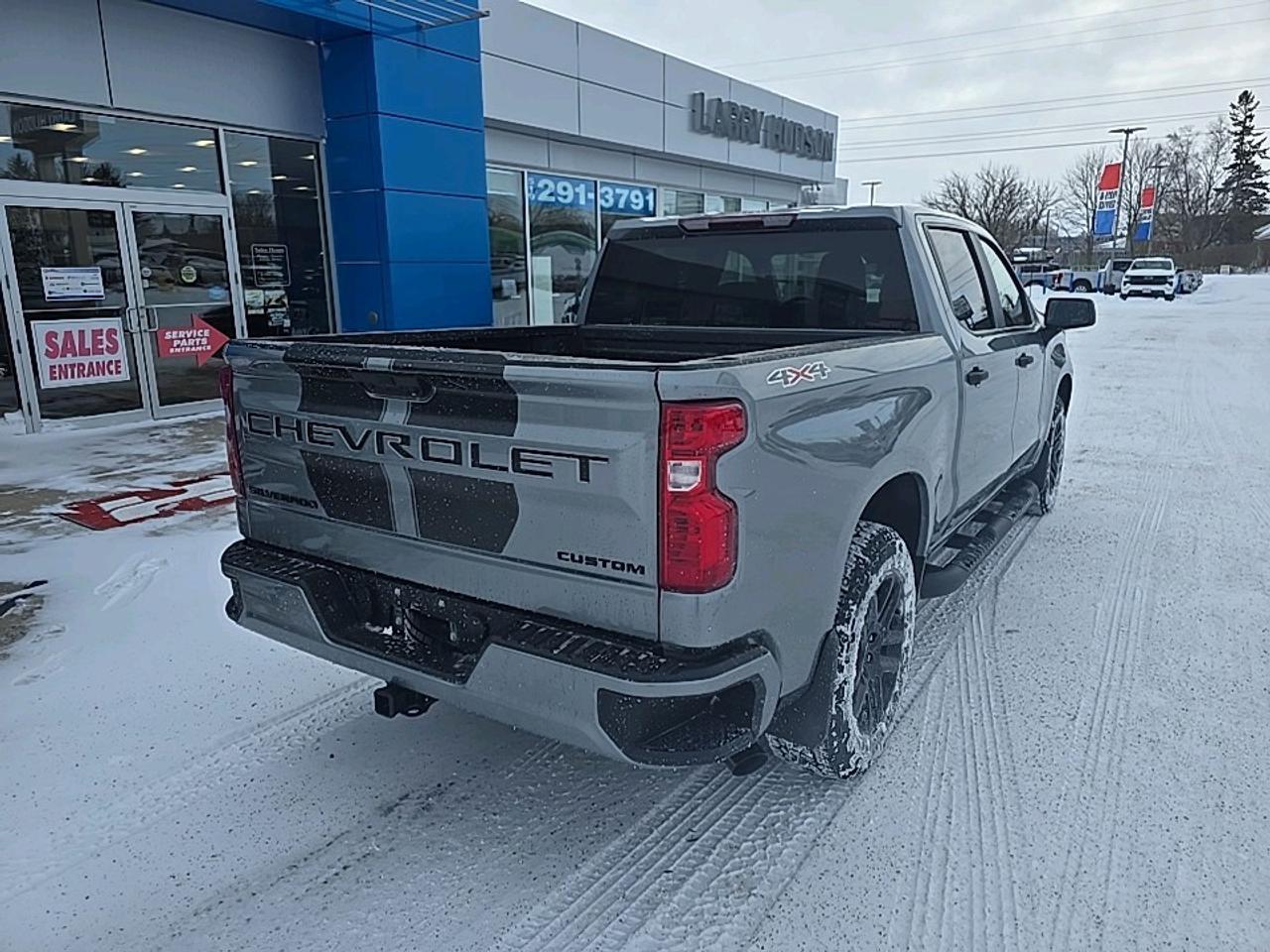 2026 Chevrolet Silverado 1500 Custom Photo2