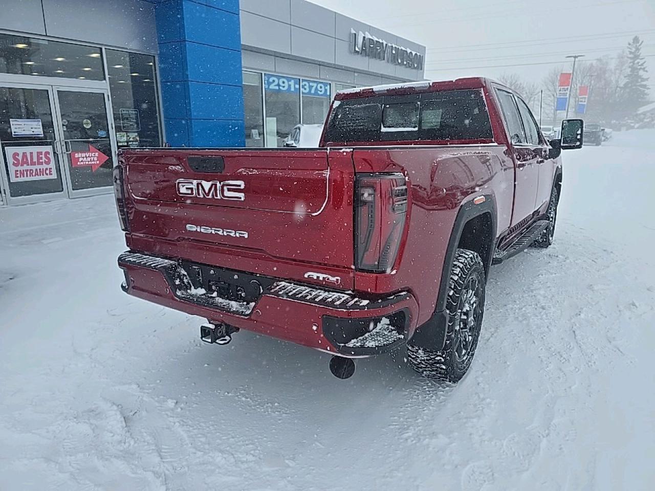 2026 GMC Sierra 2500 HD AT4 Photo2