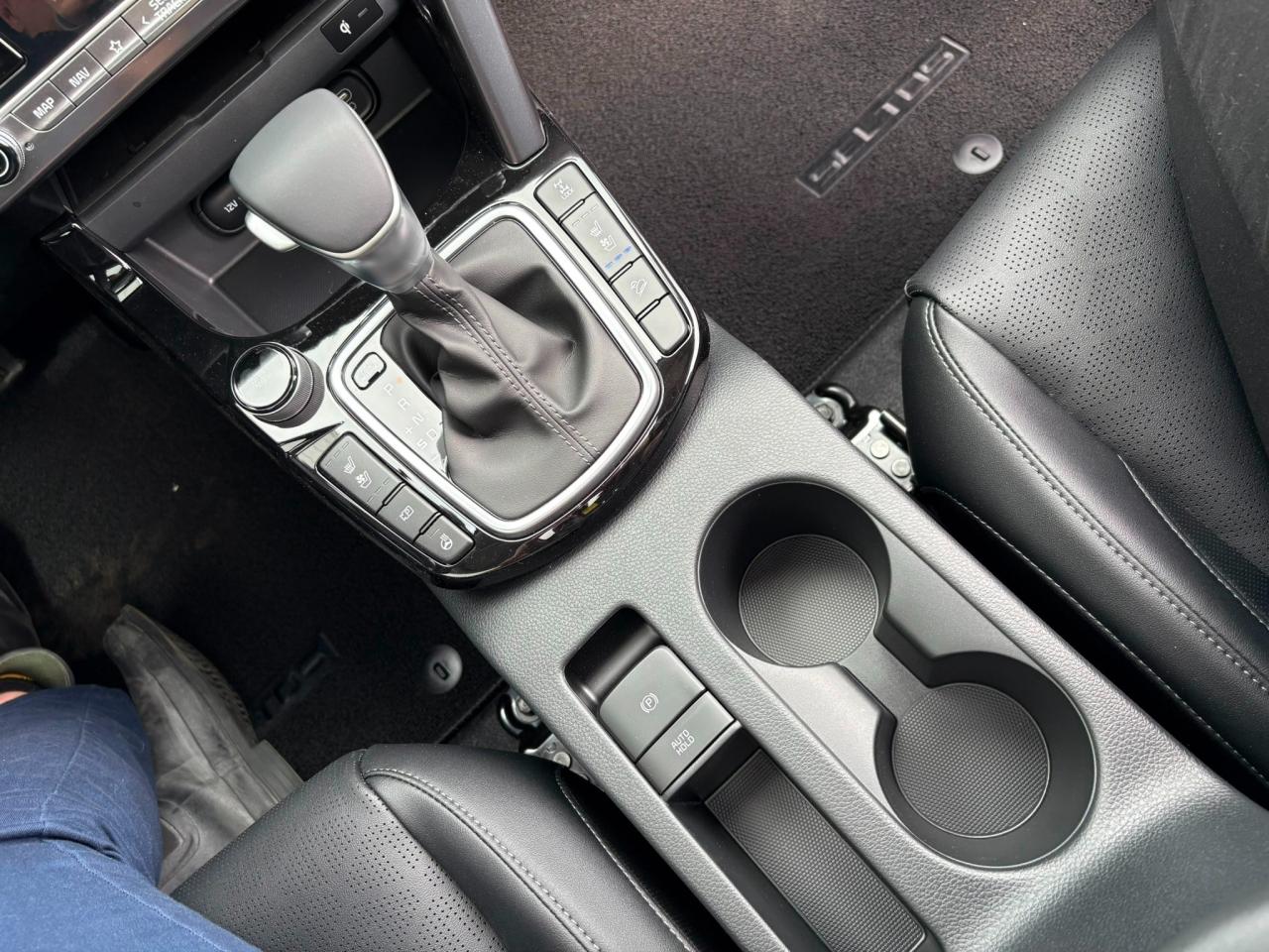 2025 Kia Seltos X-Line Used Dealer Demo | Navigation | Sunroof | Sofino Leather | Head-Up Display | Bose® Sound System | 18" Wheels Photo