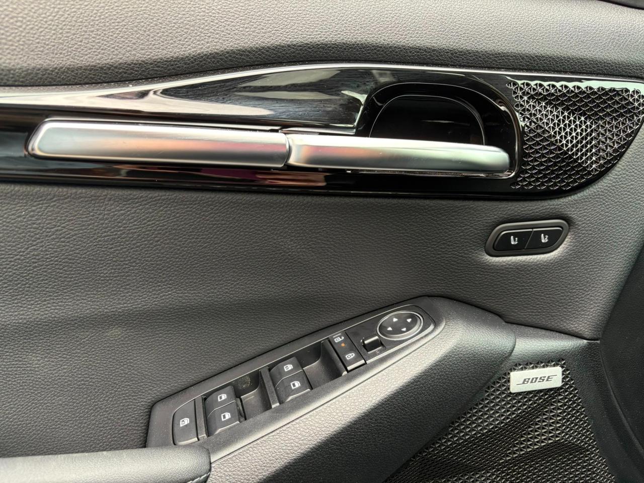 2025 Kia Seltos X-Line Used Dealer Demo | Navigation | Sunroof | Sofino Leather | Head-Up Display | Bose® Sound System | 18" Wheels Photo