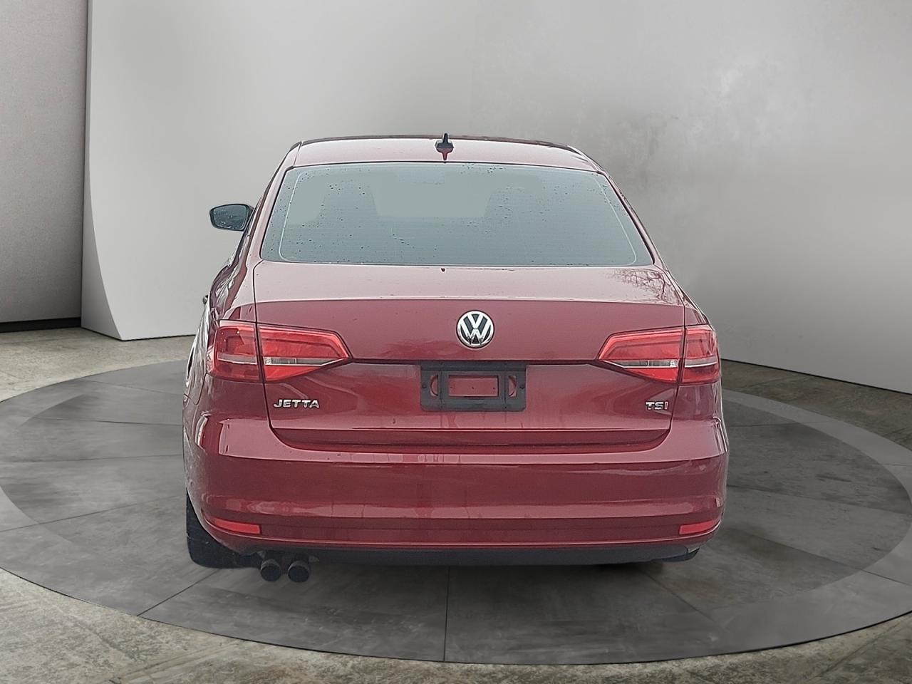2015 Volkswagen Jetta HIGHLINE Photo