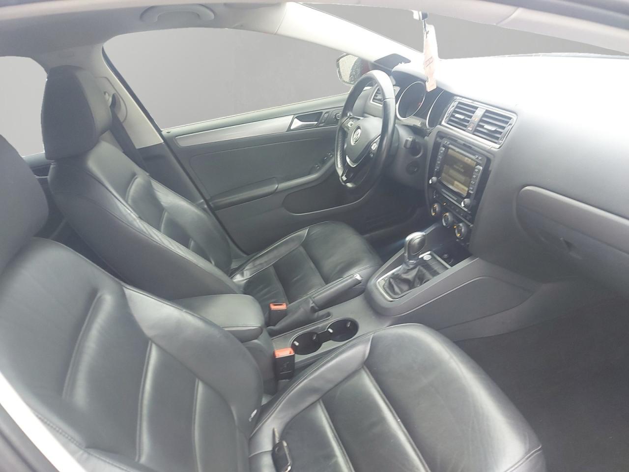 2015 Volkswagen Jetta HIGHLINE Photo