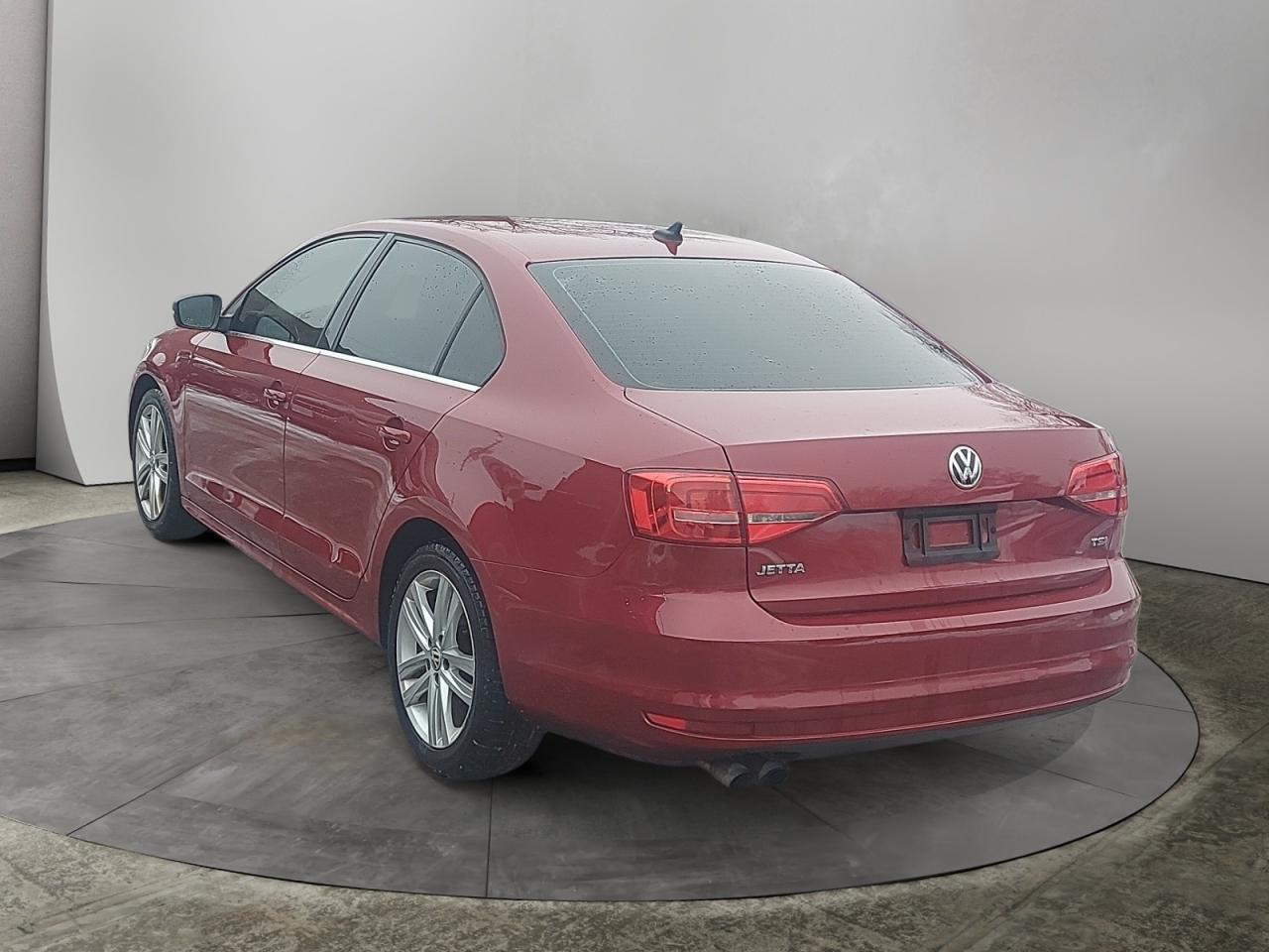 2015 Volkswagen Jetta HIGHLINE Photo