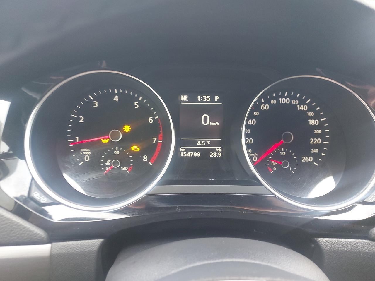 2015 Volkswagen Jetta HIGHLINE Photo