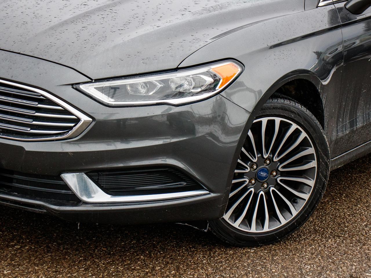 2018 Ford Fusion SE FWD | CLEAN TITLE | Photo