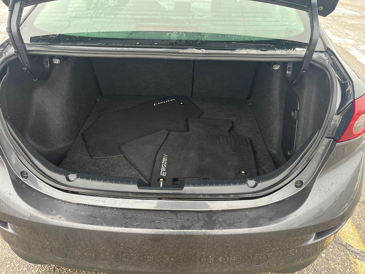 2014 Mazda MAZDA3 4dr Sdn Auto GS-SKY Photo