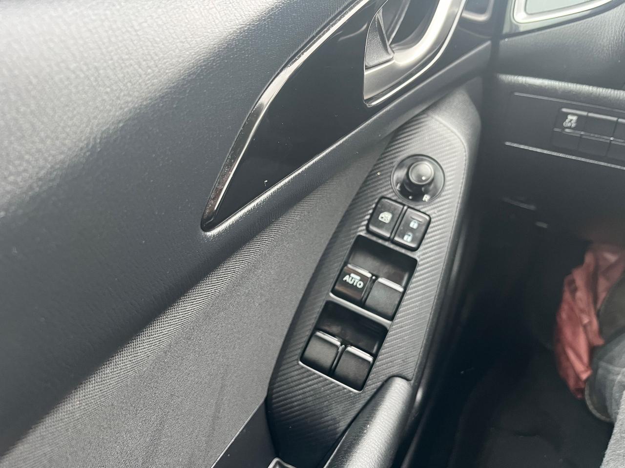 2014 Mazda MAZDA3 4dr Sdn Auto GS-SKY Photo