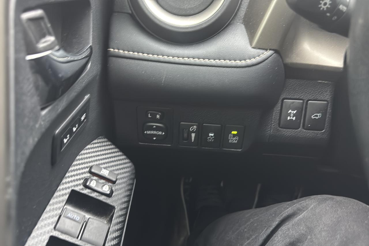 2013 Toyota RAV4 LIMITED  Photo