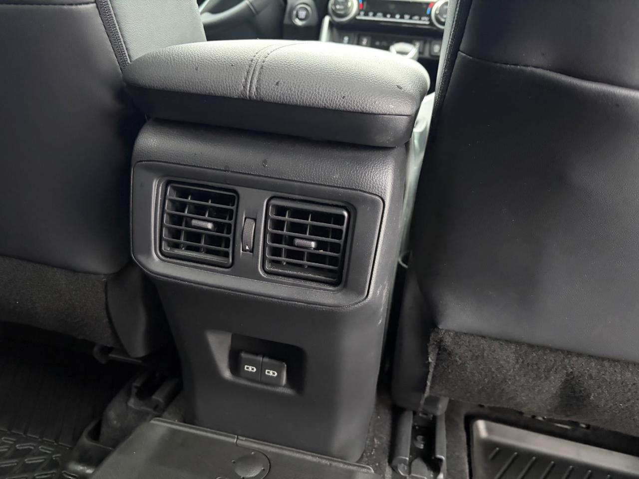 2024 Toyota RAV4 XLE Photo